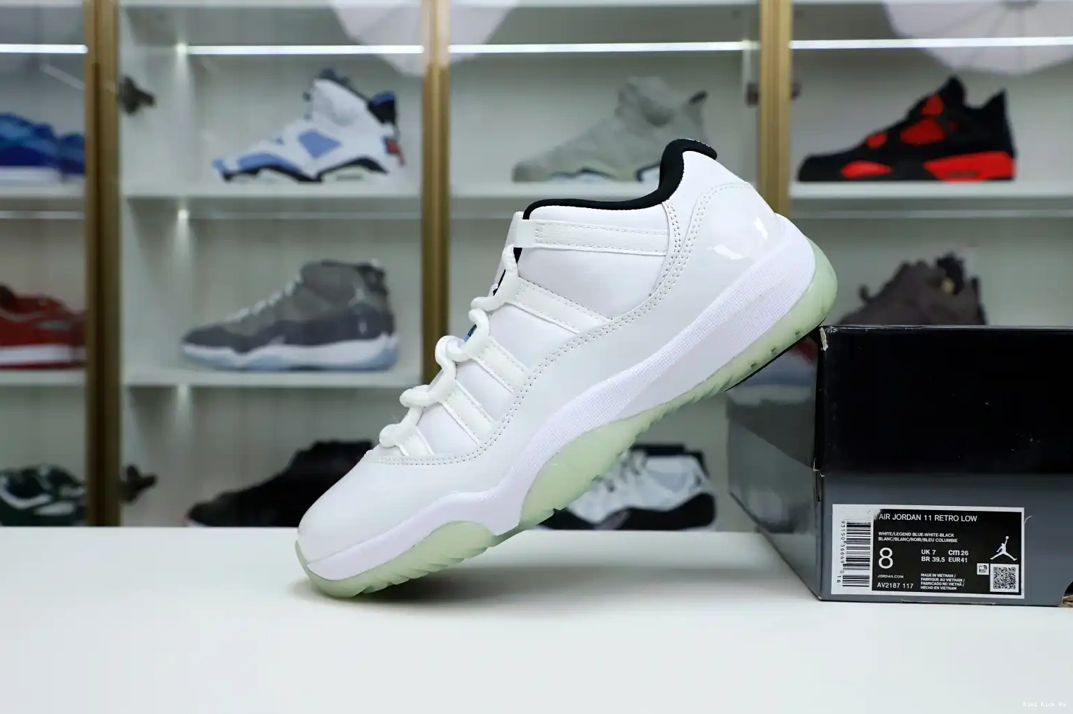 BLUE LOW Kimikick RETRO JORDAN AIR 11 LEGEND 0711